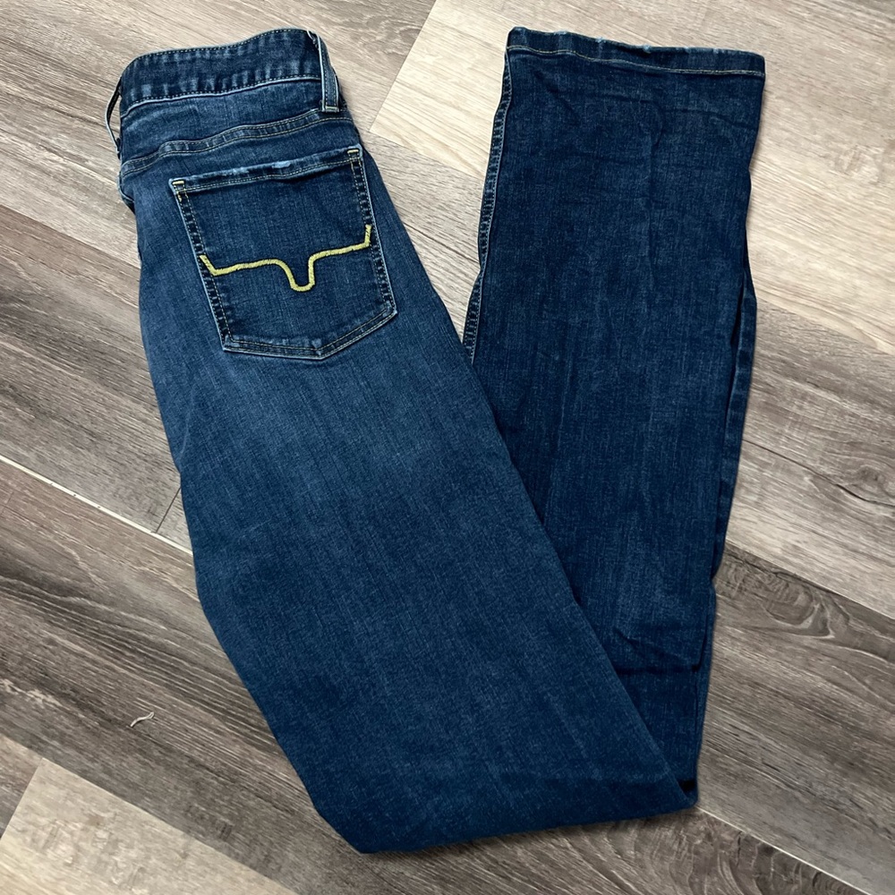 Kimes Sarah jeans, size 12/34, lost weight so I have to go through my jeans now!